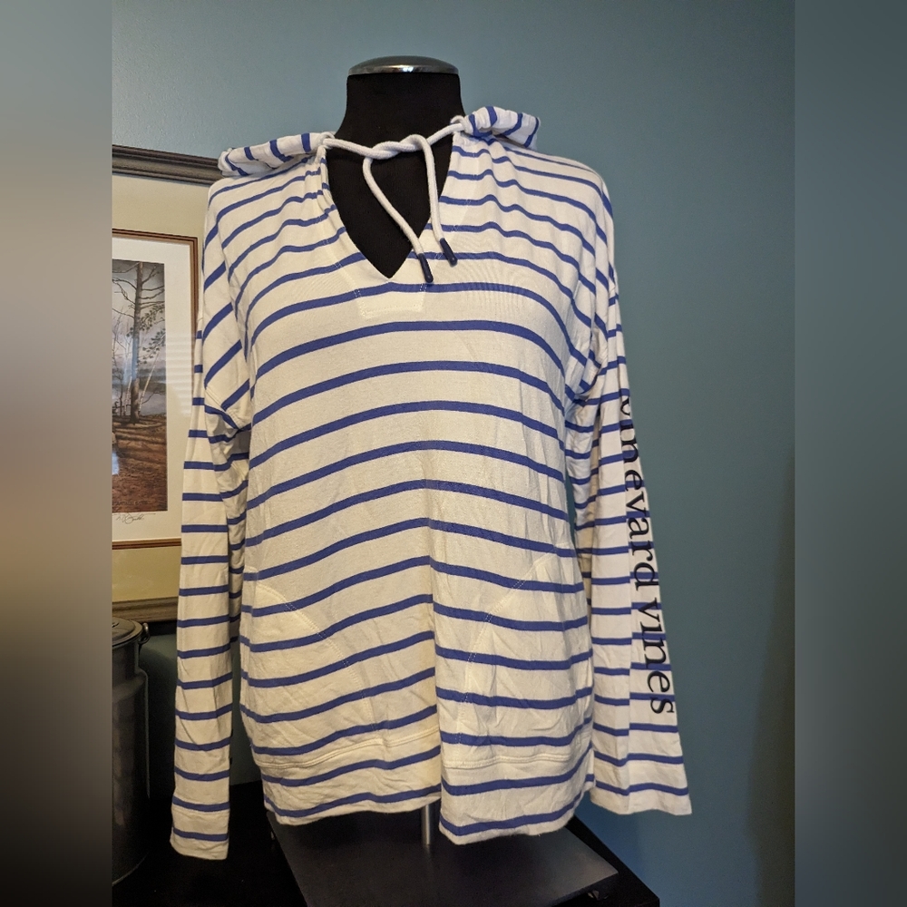 Vineyard Vines striped pop-over hoodie, size small, blue and white stripes